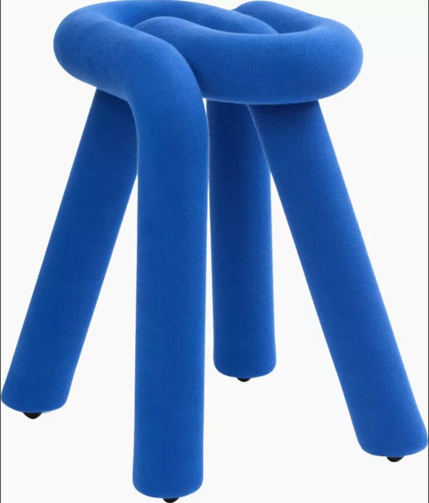 Tabouret bleu Moustache